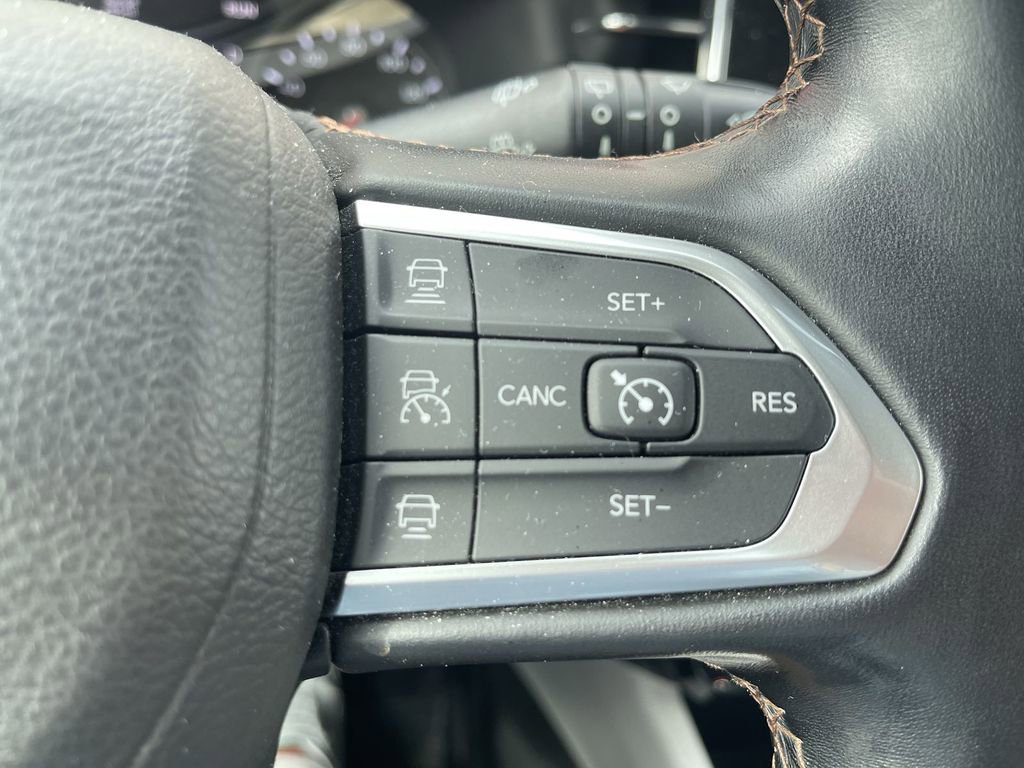 Used 2022 Jeep Compass Limited image 20