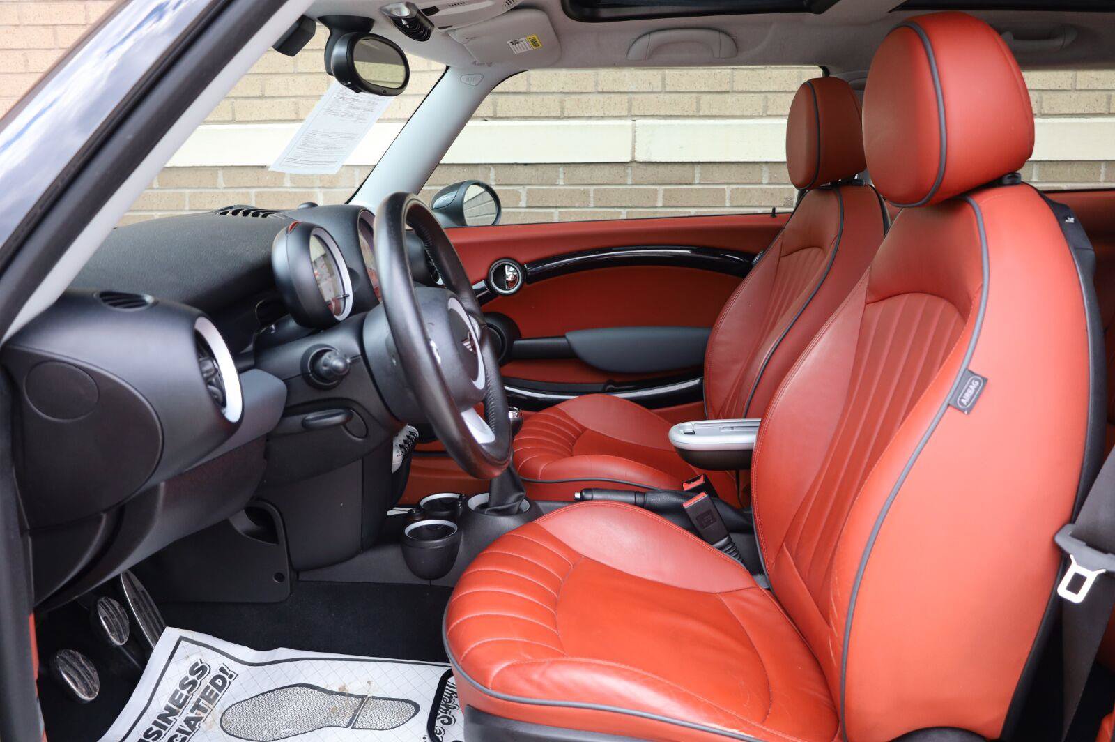 Used 2009 MINI Cooper S FWD image 17