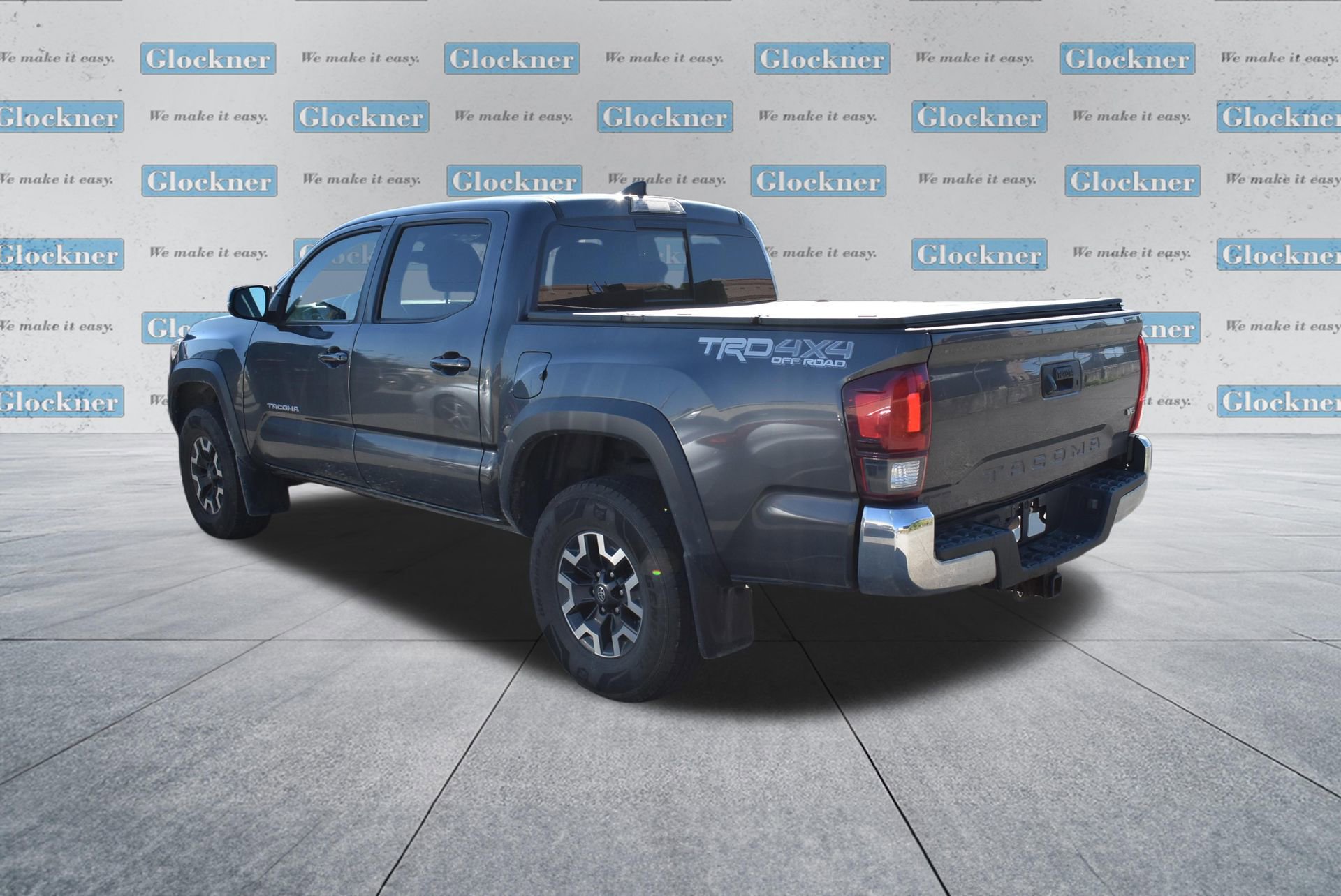 Used 2019 Toyota Tacoma TRD Off-Road AWD/4WD image 17