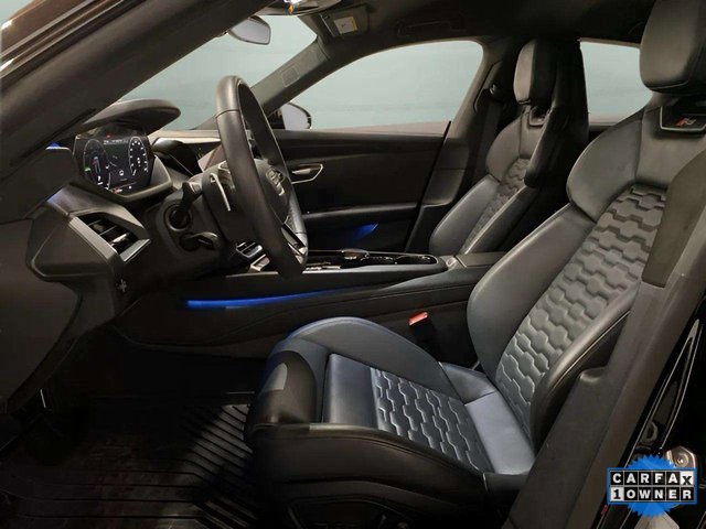 Used 2023 Audi RS e-tron GT w/ Carbon Performance Package image 18