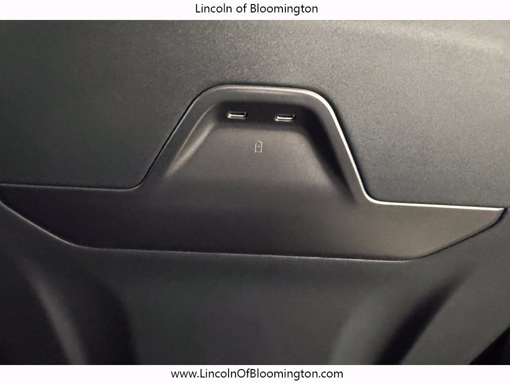 New 2026 Lincoln Nautilus Reserve AWD/4WD image 14