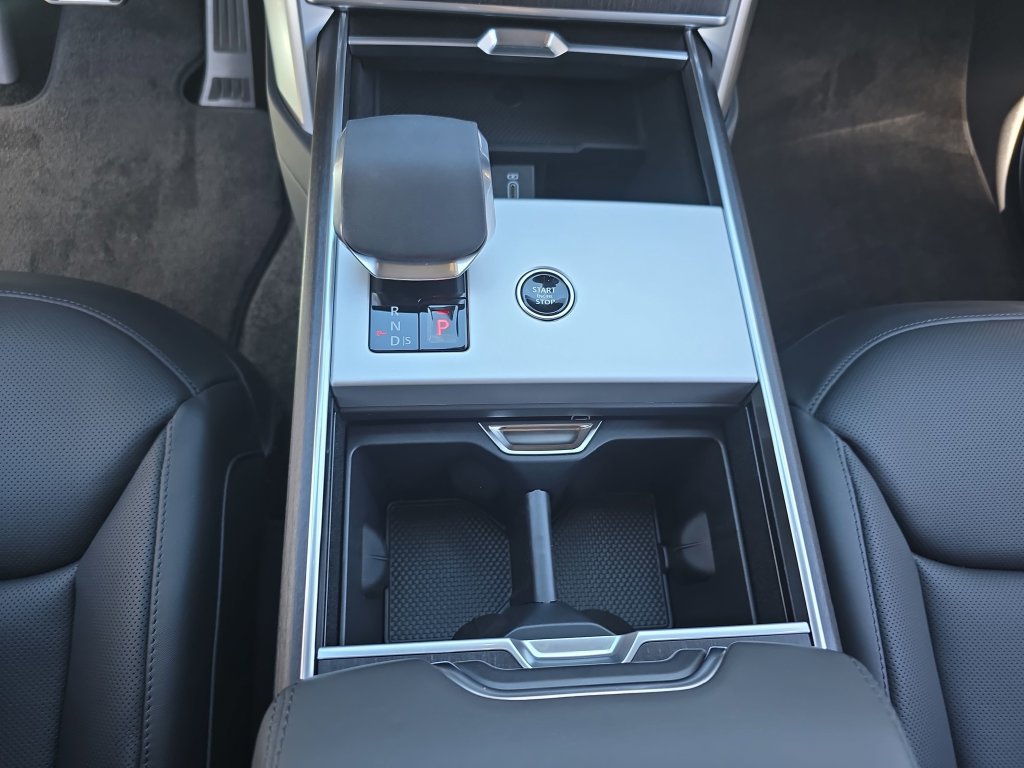 New 2026 Land Rover Range Rover SE AWD/4WD image 26