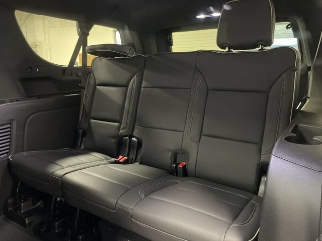 New 2026 Chevrolet Suburban Premier AWD/4WD image 24