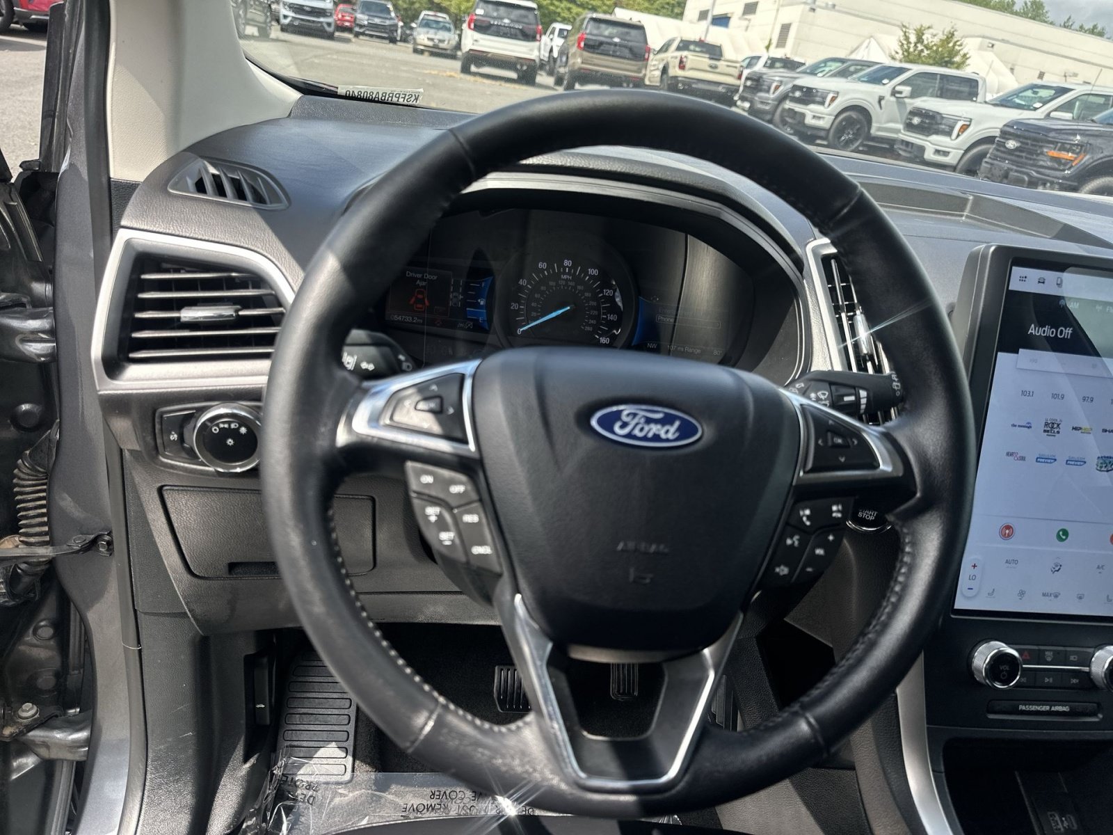 Used 2024 Ford Edge SEL AWD/4WD image 17
