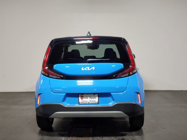 Used 2023 Kia Soul S image 28
