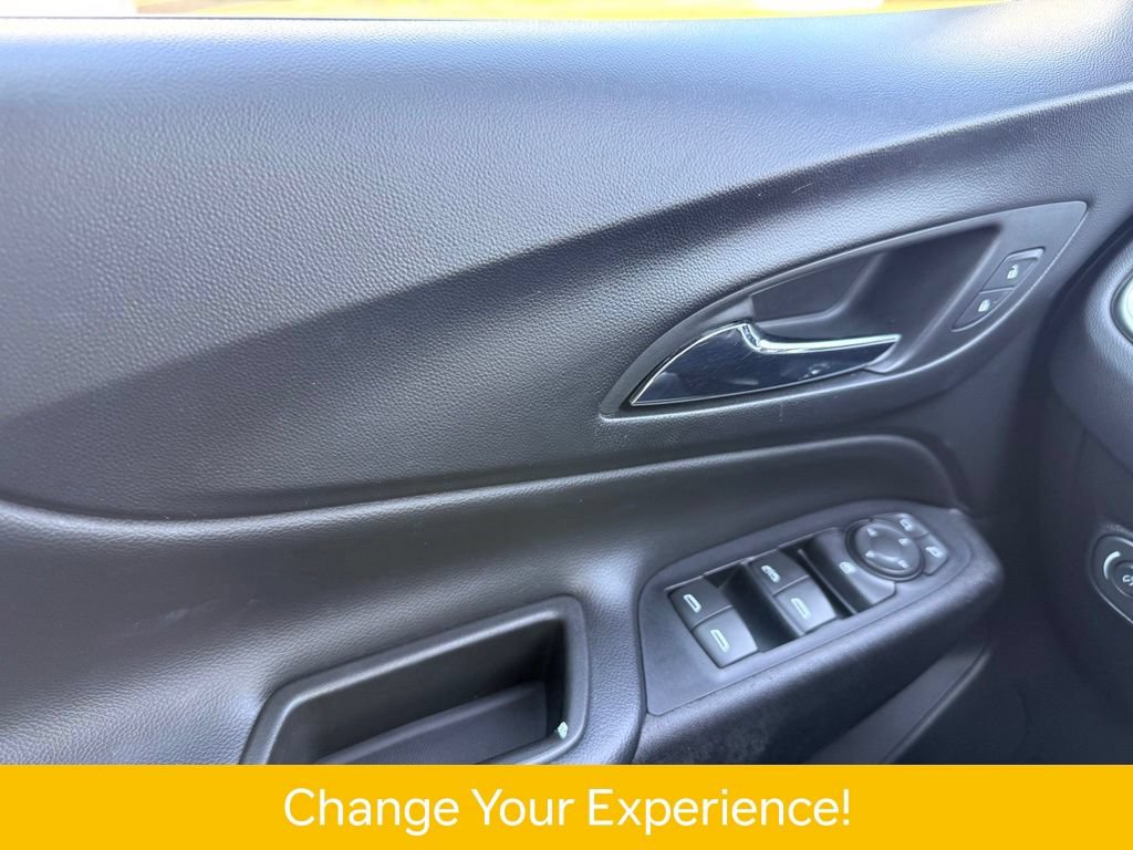 Used 2019 Chevrolet Equinox LT FWD image 25