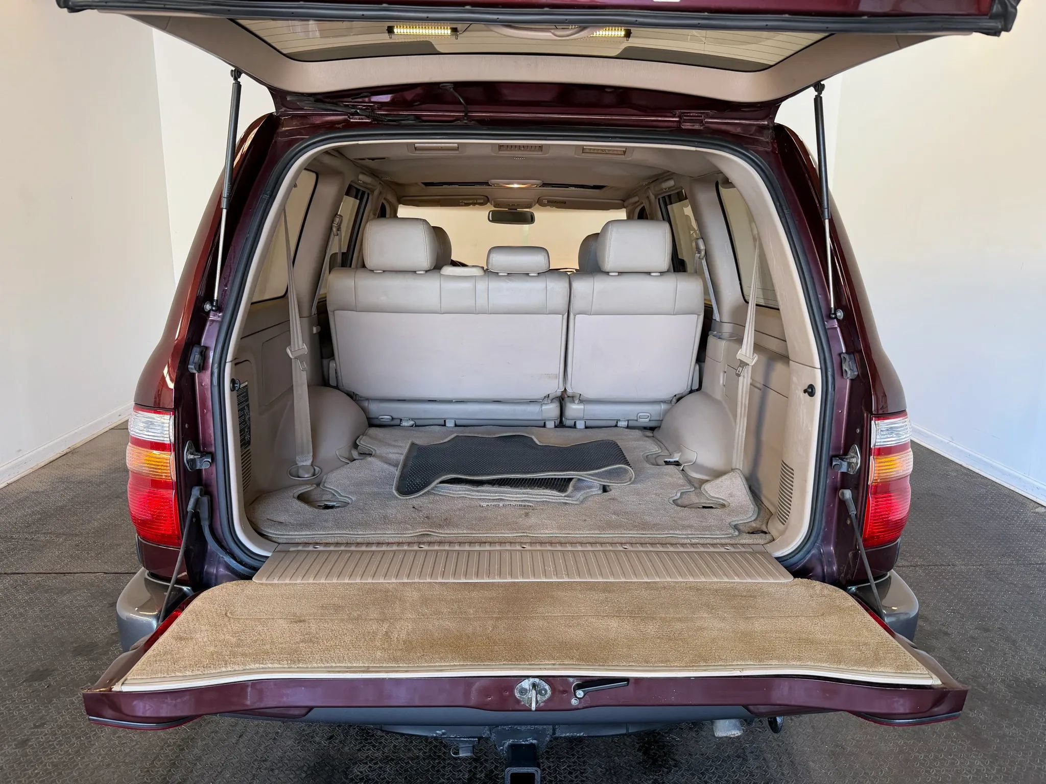 Used 2002 Toyota Land Cruiser AWD/4WD image 43