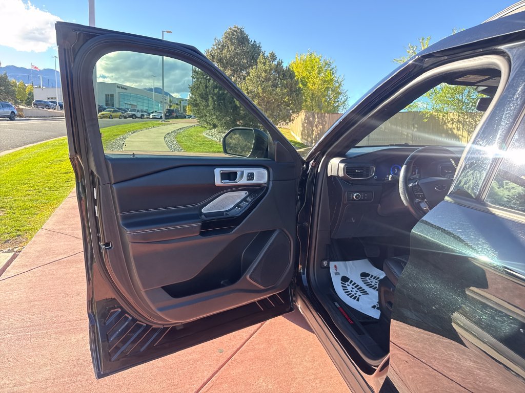 Used 2021 Ford Explorer ST w/ Equipment Group 401A AWD/4WD image 9