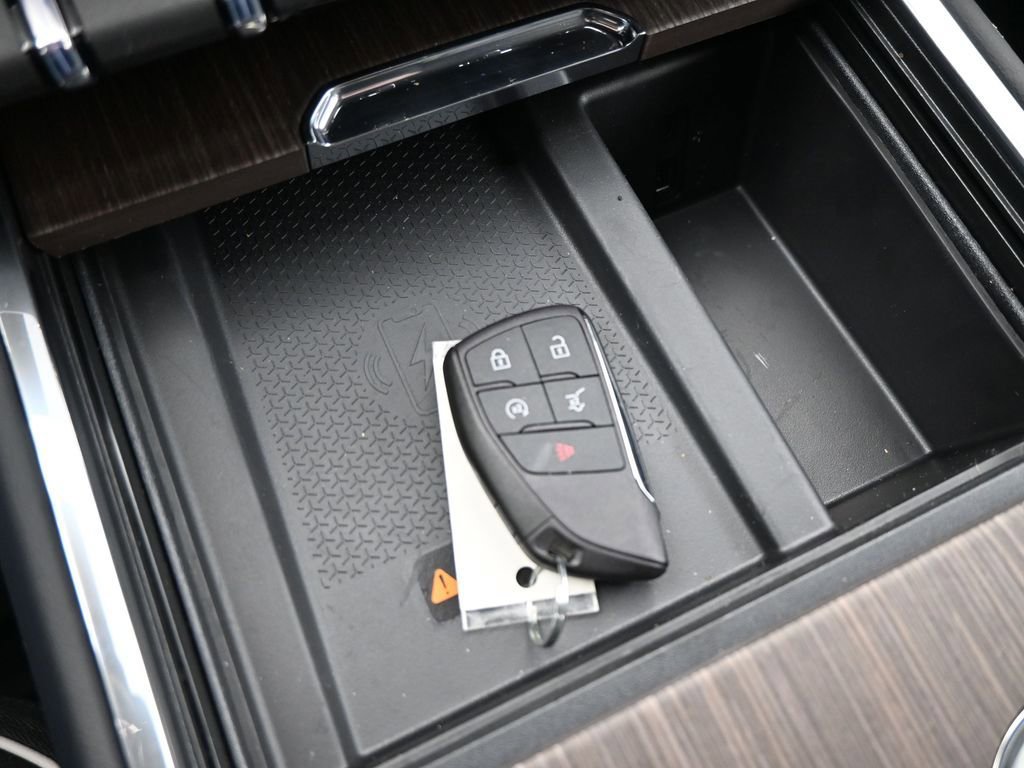 New 2026 GMC Acadia Denali w/ Super Cruise Package image 16