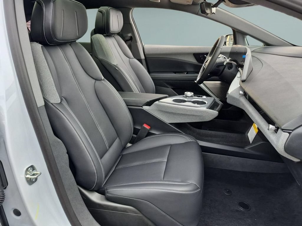 New 2027 Cadillac Optiq Luxury RWD image 27