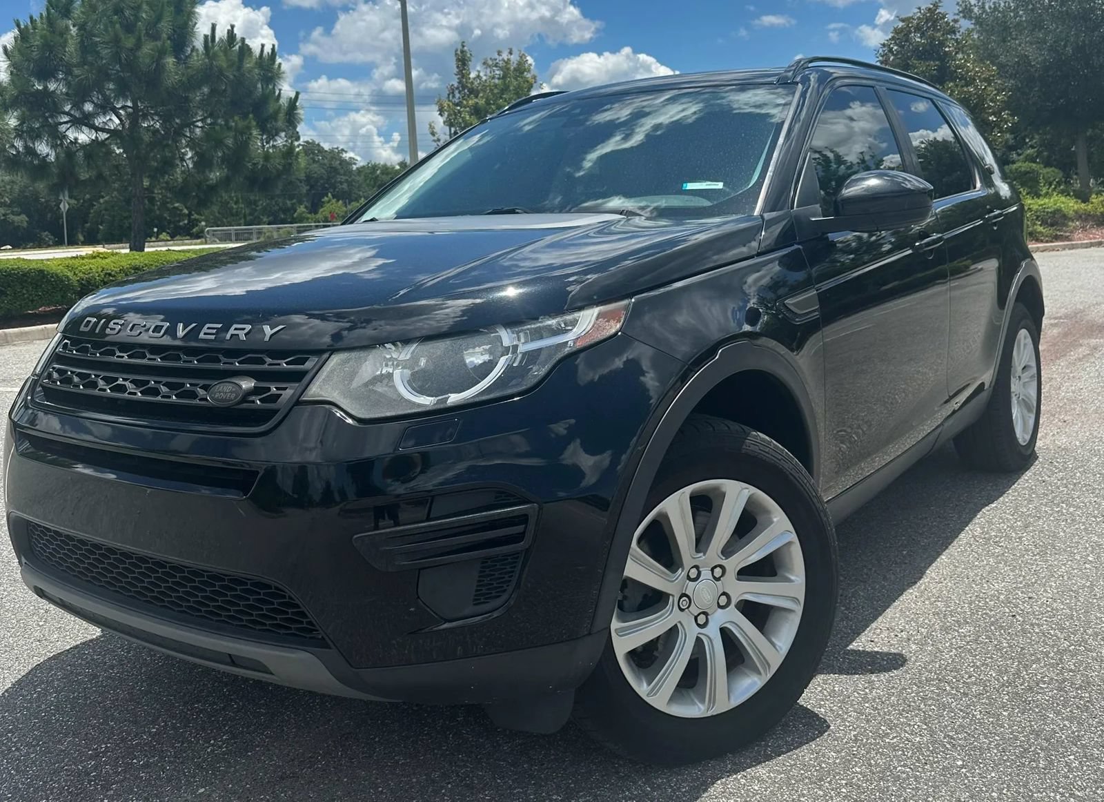 Used 2018 Land Rover Discovery Sport SE