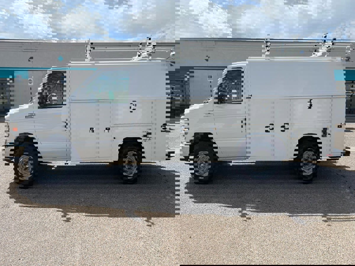 Used 2019 Ford E-350 and Econoline 350 Super Duty w/ Power Windows & Locks Group image 6