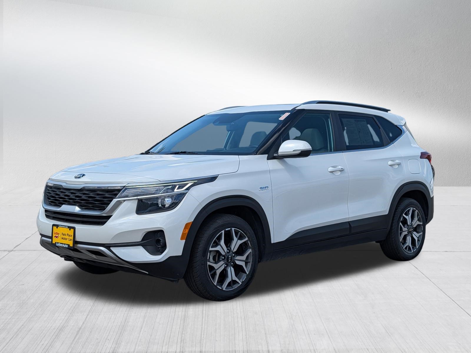 Used 2021 Kia Seltos EX AWD/4WD image 3