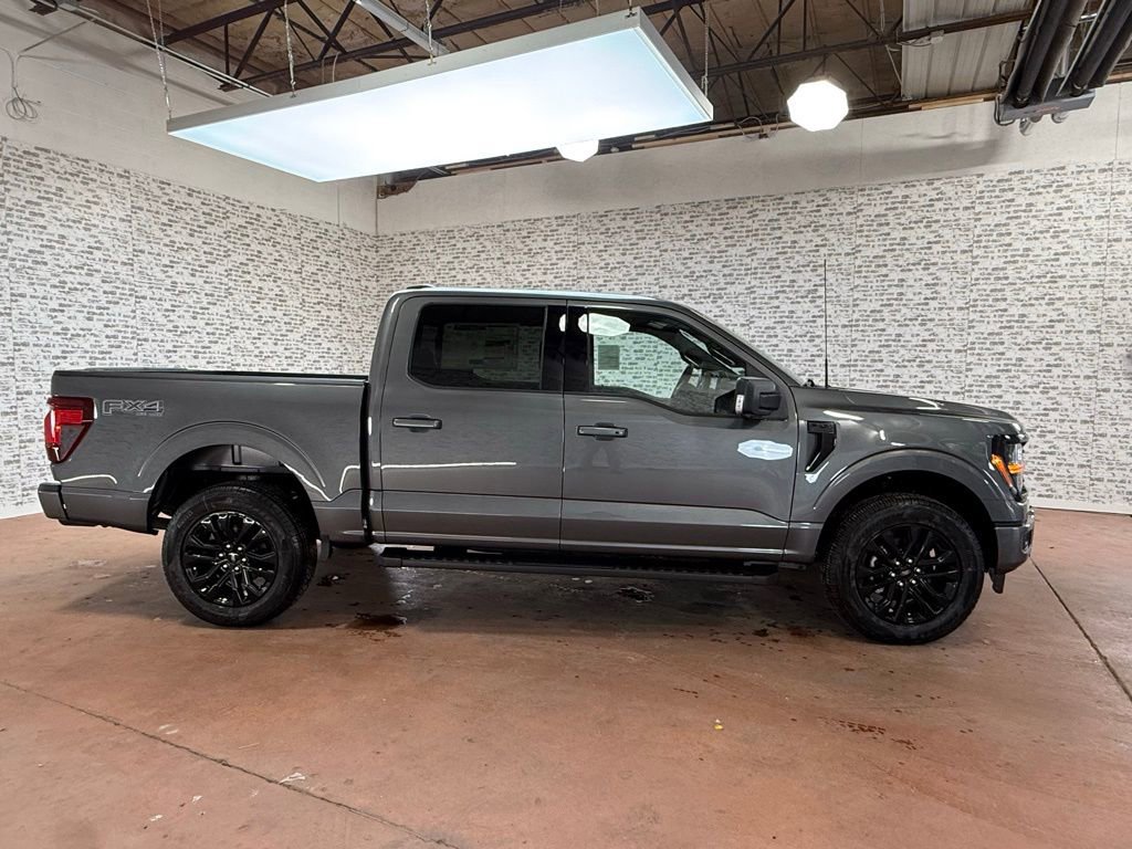 New 2026 Ford F150 XLT w/ Equipment Group 302A MID image 8