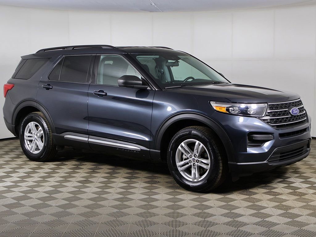 Used 2022 Ford Explorer XLT image 43