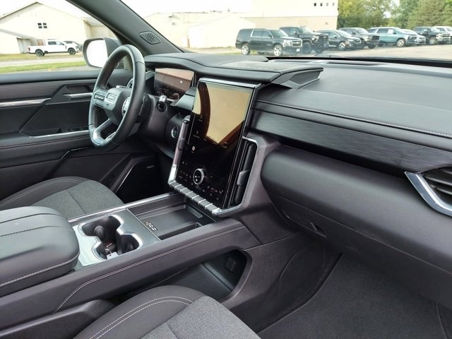 Certified 2025 GMC Acadia Elevation image 28