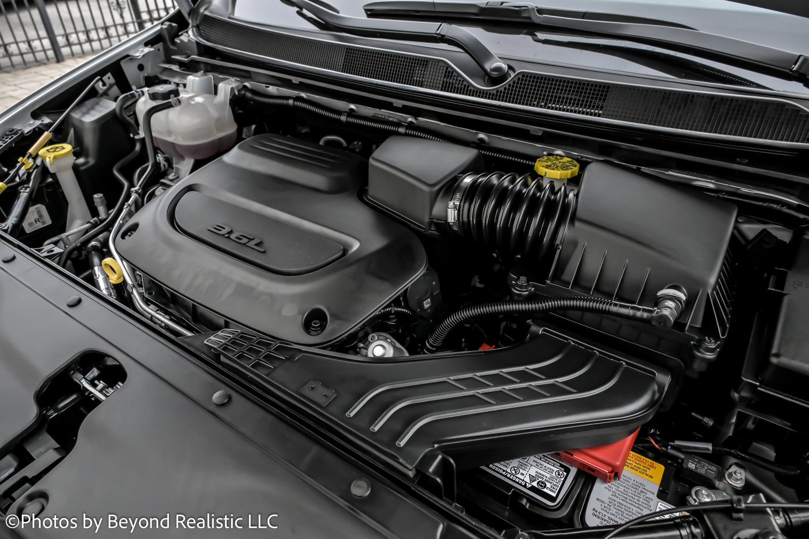 Used 2024 Chrysler Pacifica Limited w/ S Appearance Package image 22