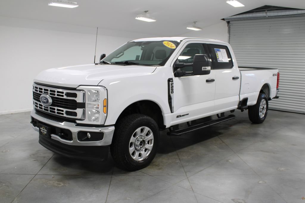 Used 2024 Ford F250 XLT image 4