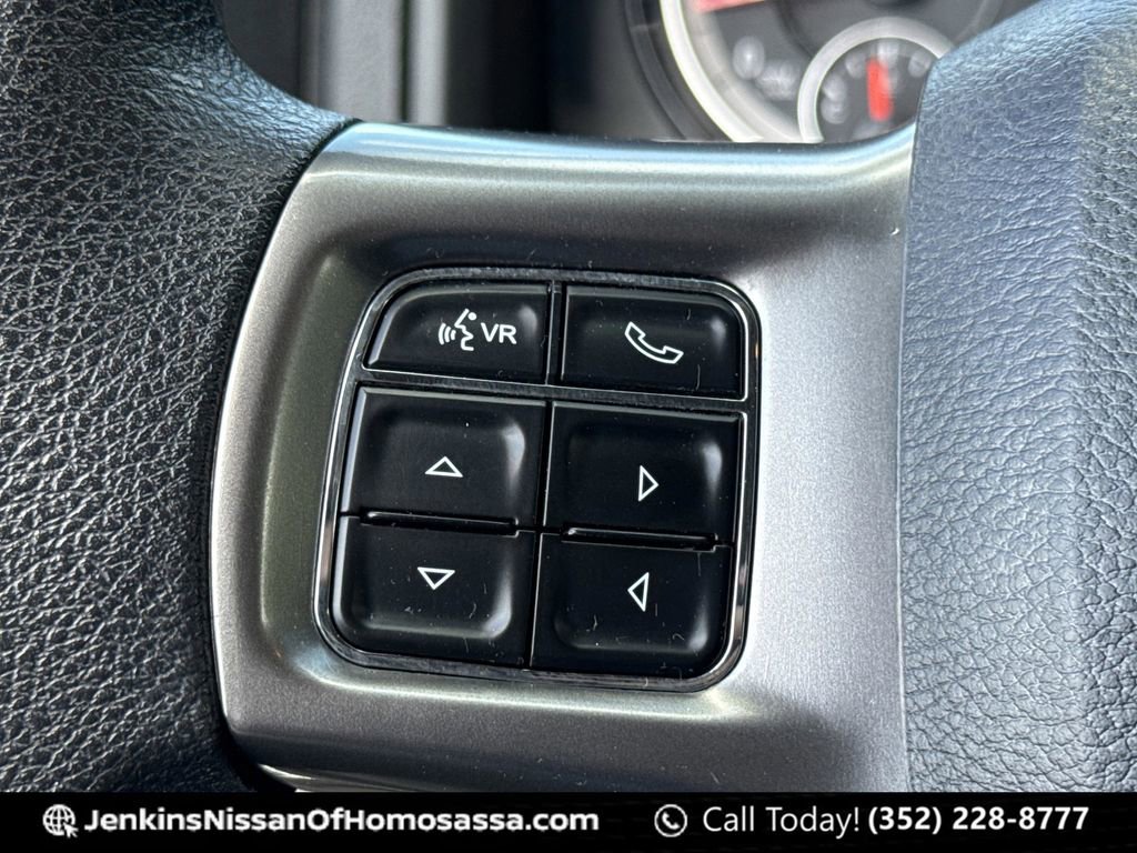 Used 2024 RAM 1500 Classic SLT image 40