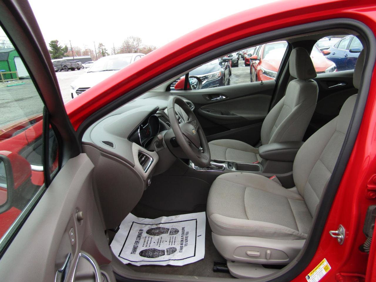 Used 2016 Chevrolet Cruze LT w/ Convenience Package image 17