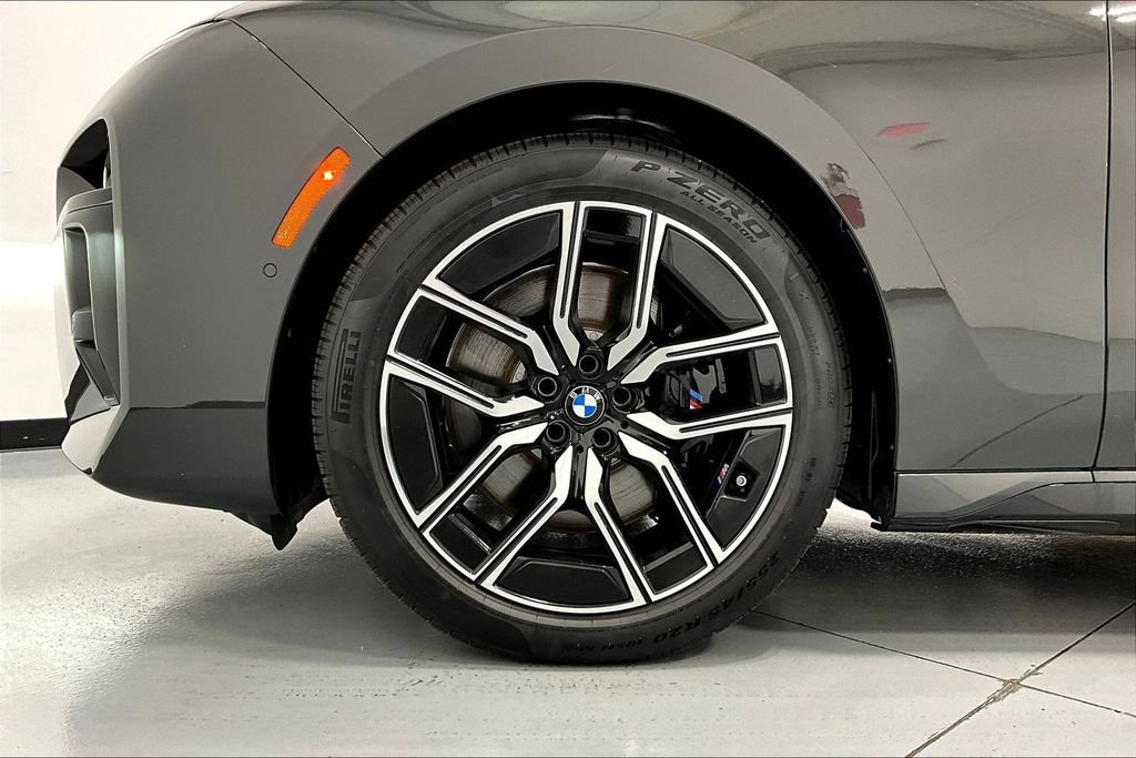 New 2026 BMW 740i RWD image 30