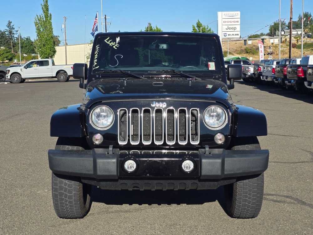 Used 2018 Jeep Wrangler Unlimited Sahara AWD/4WD image 19