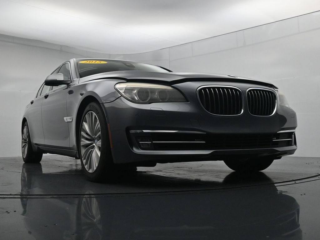 Used 2015 BMW 740i RWD image 32