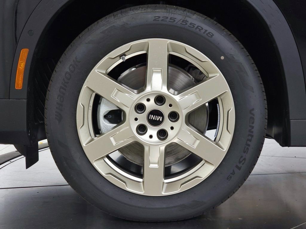 New 2025 MINI Cooper Countryman SE image 8