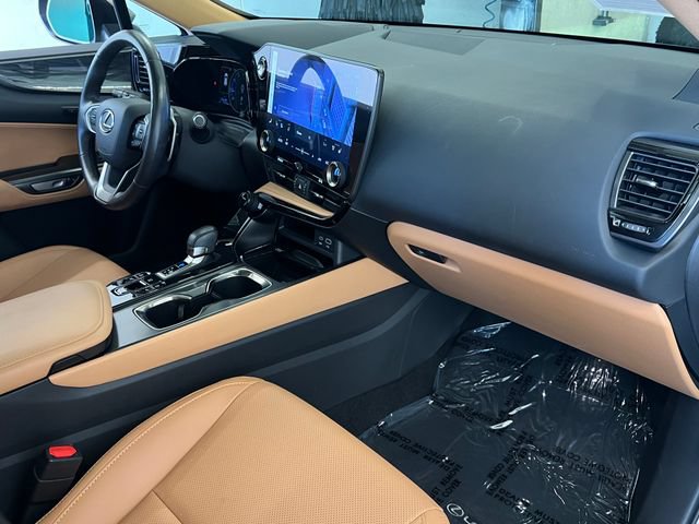 Used 2025 Lexus NX 350 AWD w/ Accessory Package (2T) image 43