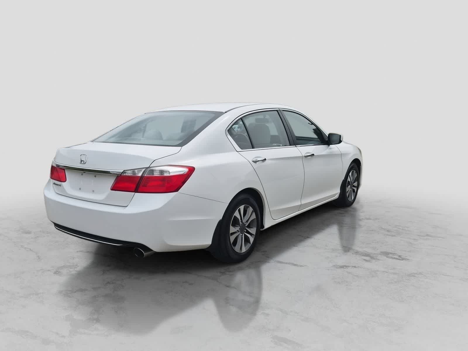 Used 2013 Honda Accord LX image 8