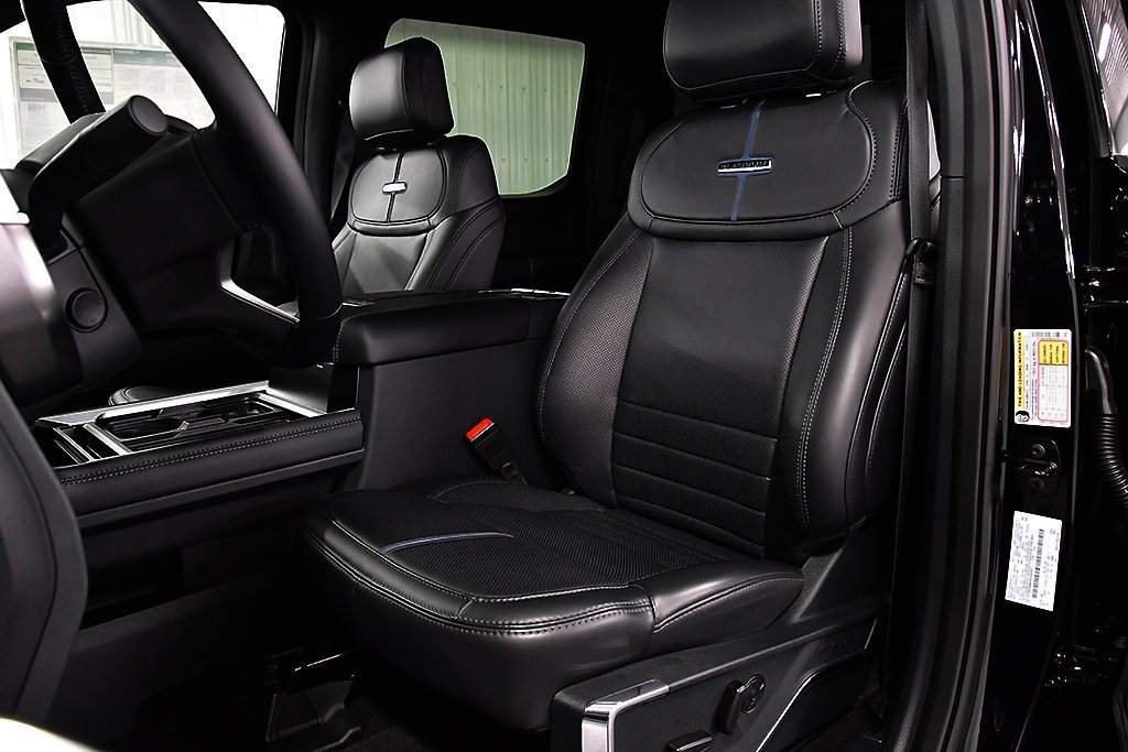 New 2025 Ford F350 Platinum w/ FX4 Off-Road Package image 29
