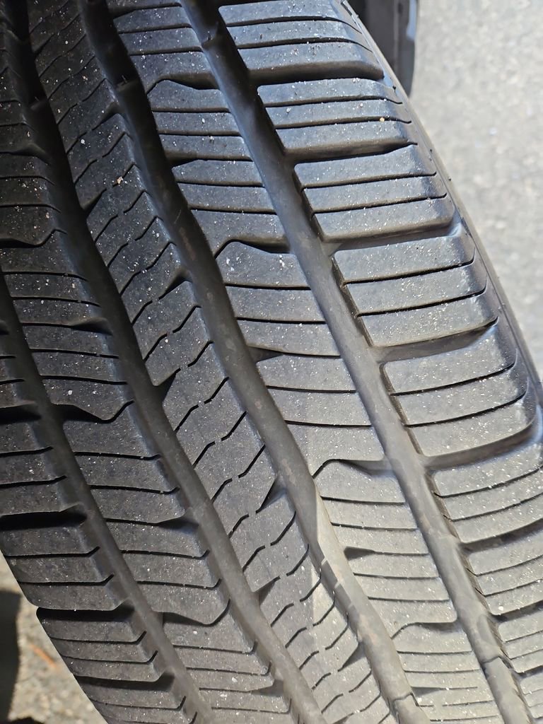 Used 2020 Subaru Forester Premium image 34