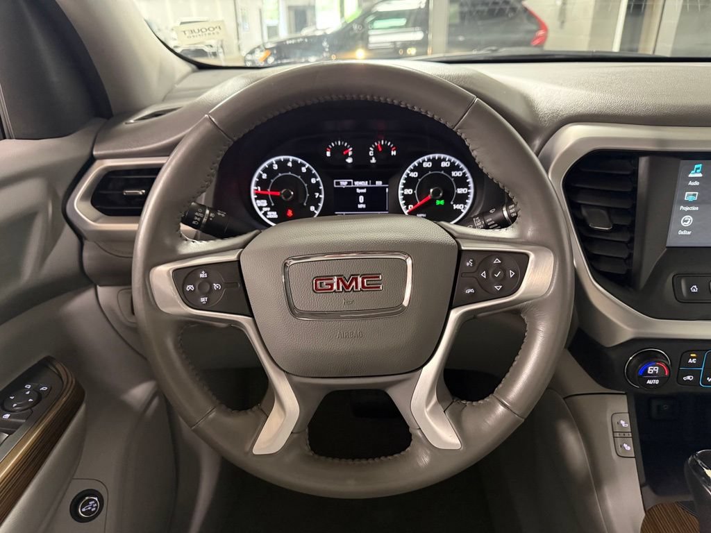 Used 2018 GMC Acadia SLE AWD/4WD image 12