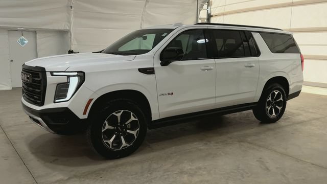 New 2026 GMC Yukon XL AT4 Ultimate AWD/4WD image 4