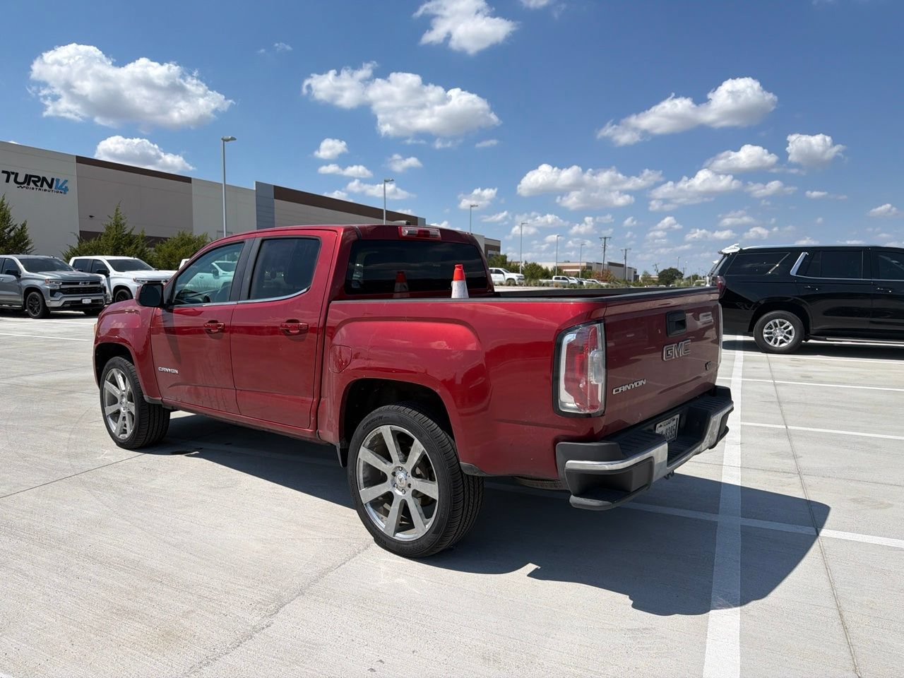 Used 2016 GMC Canyon SLE RWD image 3