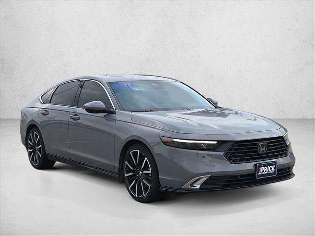 Used 2024 Honda Accord Touring image 3