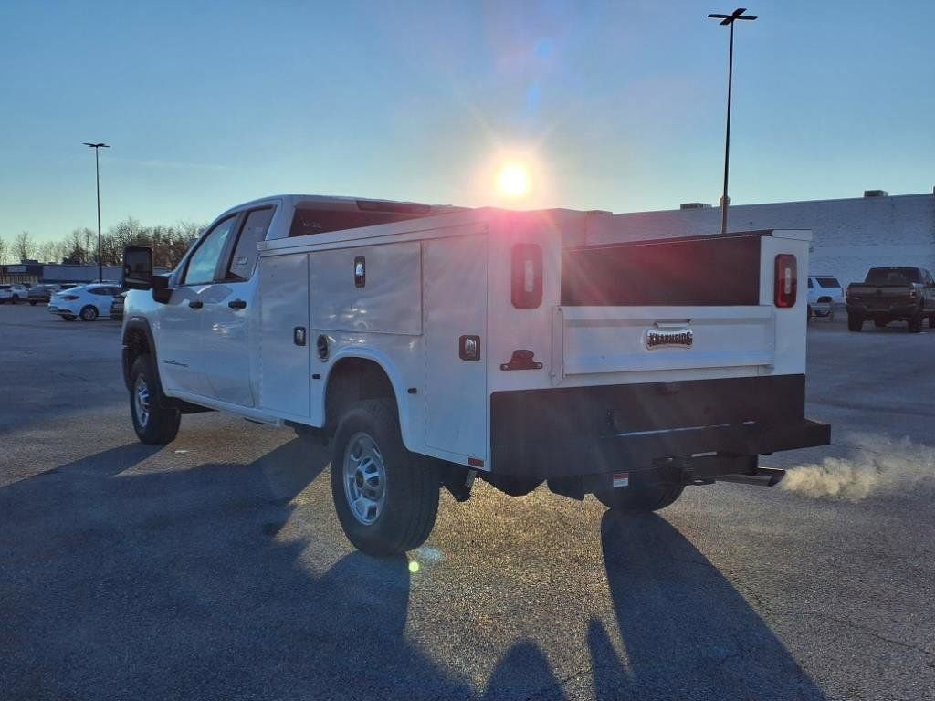 New 2024 GMC Sierra 2500 Pro w/ Convenience Package image 3