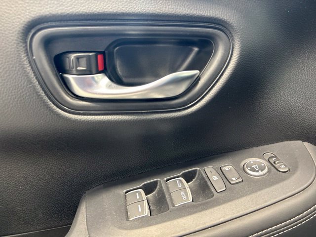 Certified 2025 Honda HR-V EX-L image 24