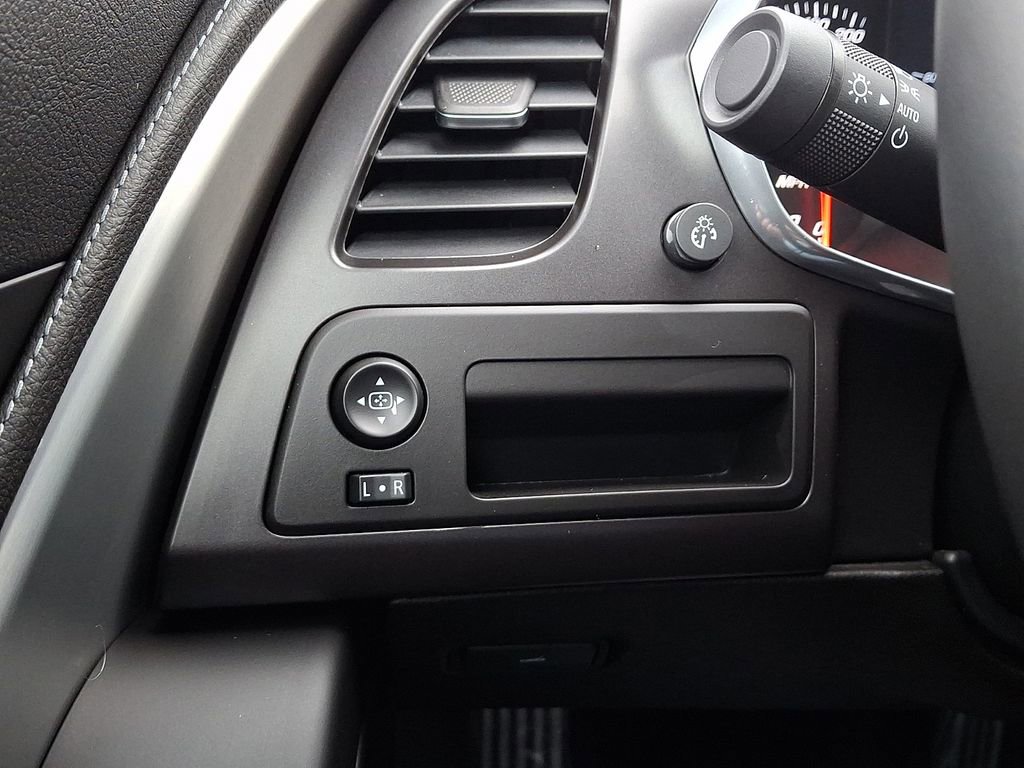 Used 2019 Chevrolet Corvette Stingray Coupe w/ 1LT image 20