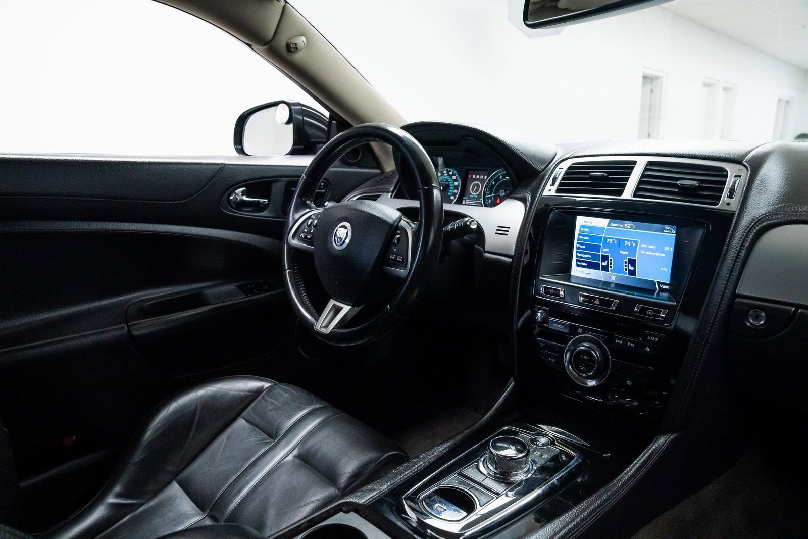 Used 2013 Jaguar XK Touring image 9