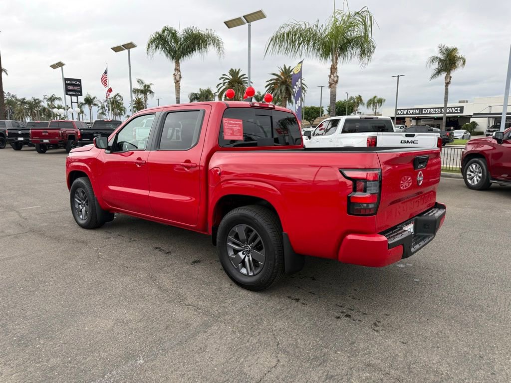 Certified 2025 Nissan Frontier SV RWD image 4