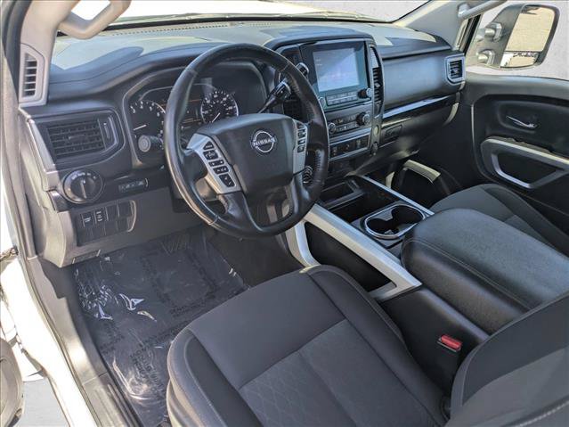 Used 2023 Nissan Titan SV w/ SV Convenience Package AWD/4WD image 9