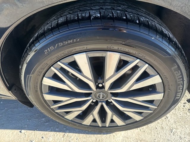 Used 2024 Nissan Altima 2.5 SV image 22