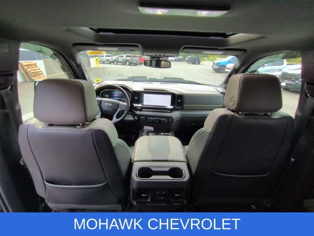 Used 2024 Chevrolet Silverado 1500 ZR2 AWD/4WD image 21