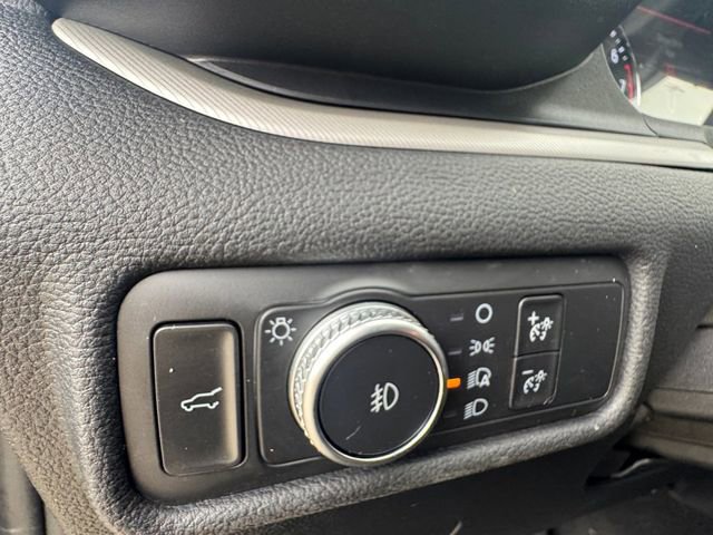 Used 2020 Ford Explorer XLT w/ Equipment Group 202A RWD image 6