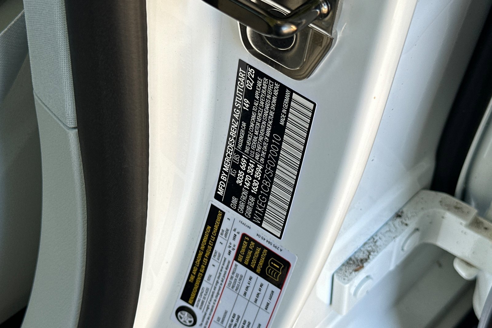 New 2025 Mercedes-Benz EQE 350+ 4MATIC Sedan image 18