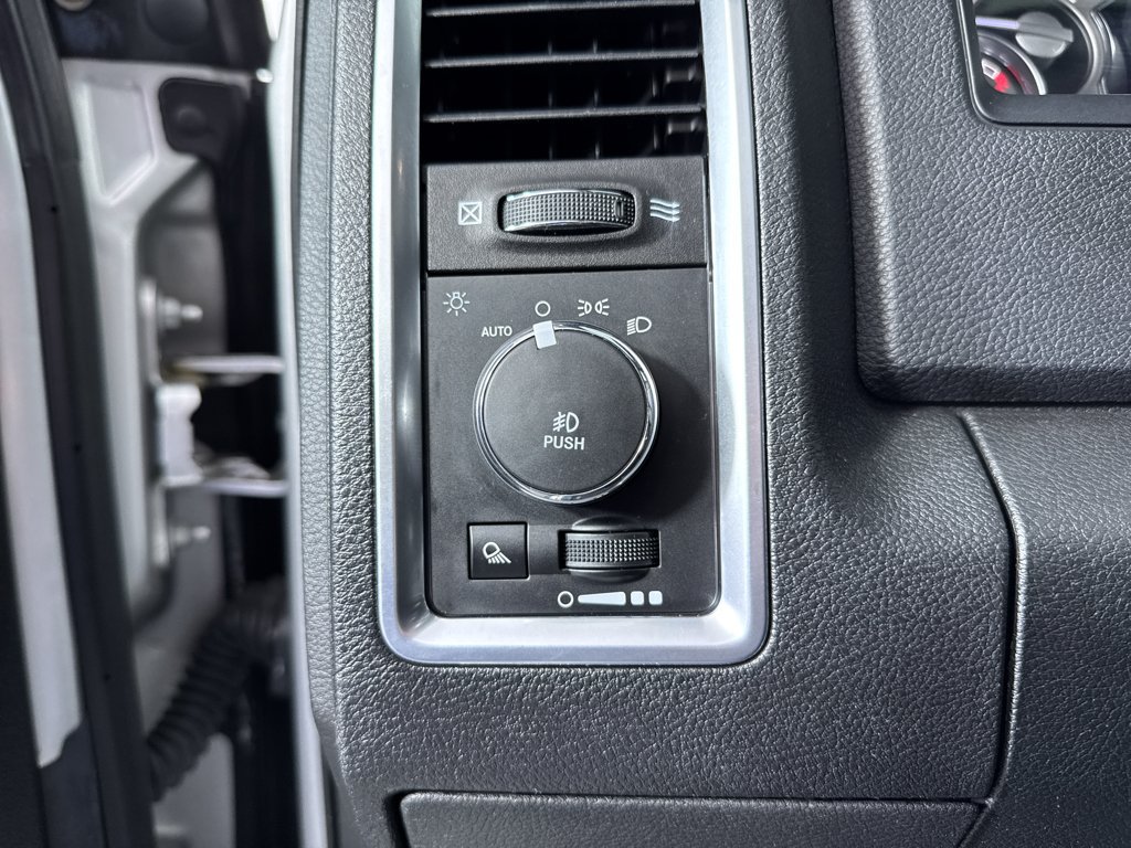Used 2017 RAM 1500 Limited AWD/4WD image 27
