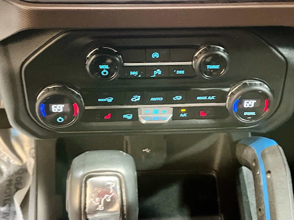 Used 2023 Ford Bronco Outer Banks AWD/4WD image 15