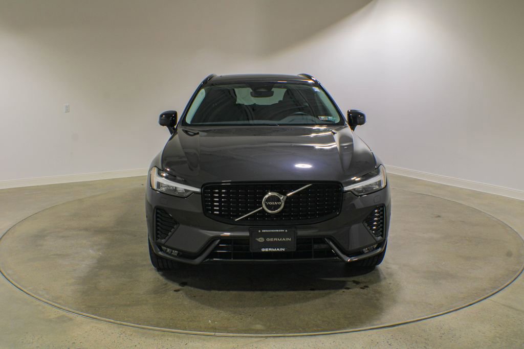 Used 2023 Volvo XC60 B5 Plus w/ Climate Package AWD/4WD image 8