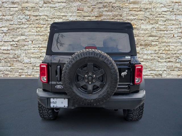 Used 2022 Ford Bronco Black Diamond image 6